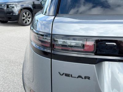 2026 Land Rover Range Rover Velar — photo 10 view