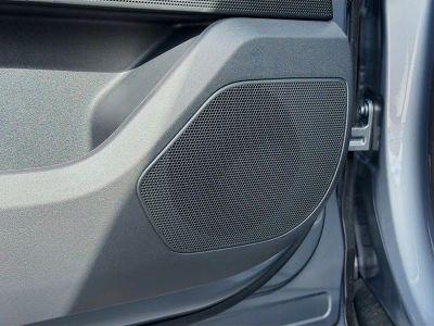 2026 Land Rover Range Rover Velar — photo 23 view
