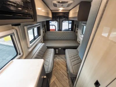 2025 Thor Motor Coach SANCTUARY - Photo 13