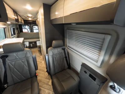 2025 Thor Motor Coach SANCTUARY - Photo 7