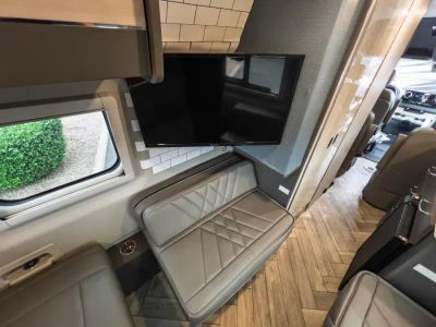 2025 Thor Motor Coach SANCTUARY - Photo 15