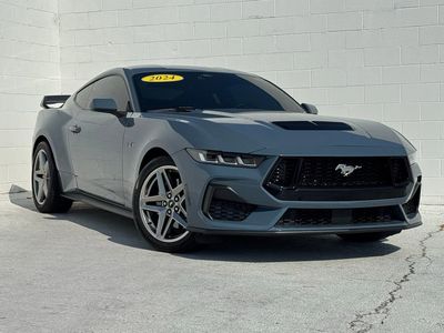 2024 Ford Mustang GT - Photo 2