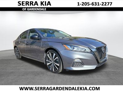 2022 Nissan Altima 2.5 SR in Gun — front three-quarter view