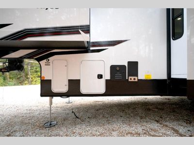 2026 Jayco Seismic - Photo 22