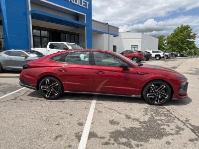 2024 Hyundai Sonata - Photo 2