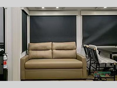 2026 Grand Design Solitude - Photo 9