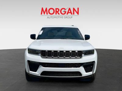 2026 Jeep Grand Cherokee — side profile view