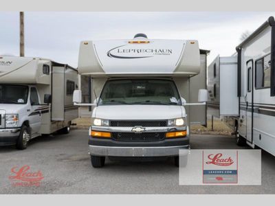 2015 Leprechaun 320BH - Photo 3