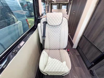 2026 Midwest Automotive Designs HERITAGE — photo 7 view