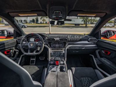 2024 Lamborghini Urus — photo 27 view