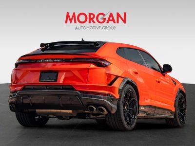 2024 Lamborghini Urus — detail view