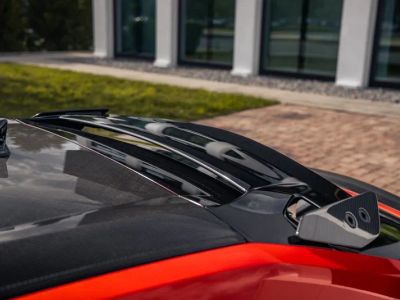 2024 Lamborghini Urus — photo 22 view