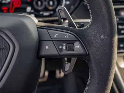 2024 Lamborghini Urus — photo 30 view