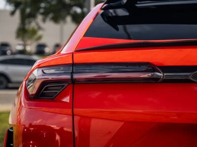 2024 Lamborghini Urus — photo 11 view