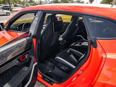 2024 Lamborghini Urus — photo 41 view