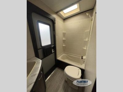 2018 Coachmen RV Spirit Ultra Lite - Photo 14