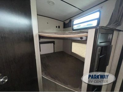 2018 Coachmen RV Spirit Ultra Lite - Photo 16