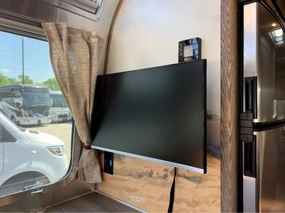 2026 Airstream STETSON + 6666 - Photo 10