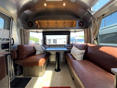 2026 Airstream STETSON + 6666 - Photo 6