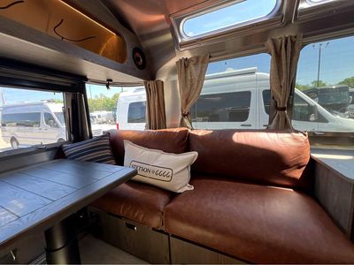 2026 Airstream STETSON + 6666 - Photo 8