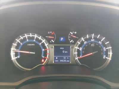 2019 Toyota 4Runner — photo 14 view