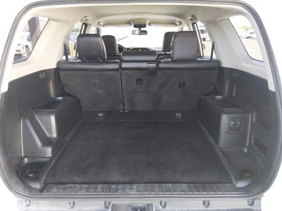 2019 Toyota 4Runner — photo 11 view