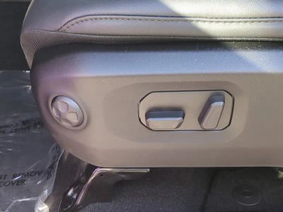 2026 Jeep Wrangler — photo 20 view