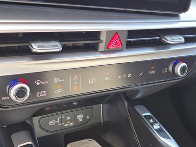 2026 Kia Sorento - Photo 27