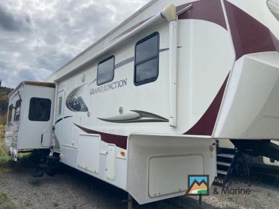 2010 Dutchmen RV Grand Junction GCR - Photo 1