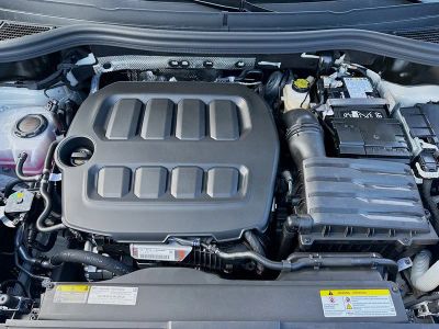2026 Volkswagen Tiguan — photo 25 view