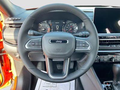 2026 Jeep Compass — photo 11 view
