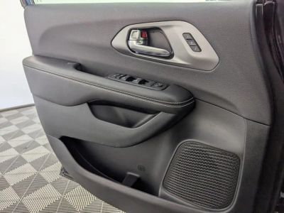 2026 Chrysler Pacifica — photo 28 view
