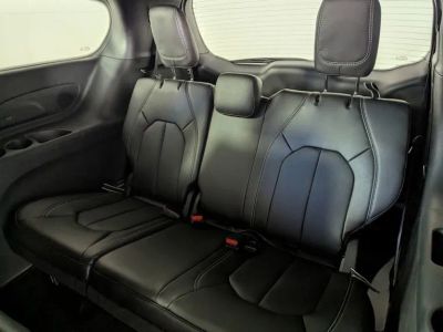 2026 Chrysler Pacifica — photo 17 view