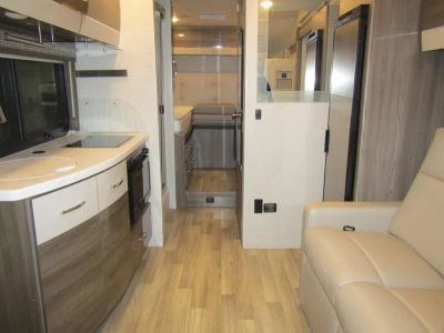 2024 Thor Motor Coach TIBURON - Photo 6
