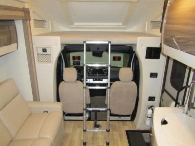 2024 Thor Motor Coach TIBURON - Photo 4