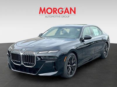 2026 BMW 7 Series — rear three-quarter view