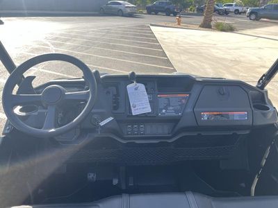 2025 Honda Pioneer 1000-6 Deluxe Crew - Photo 10