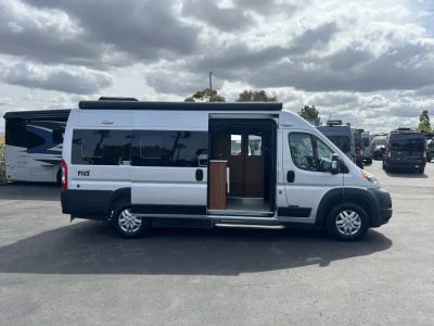 2021 Roadtrek PLAY - Photo 15