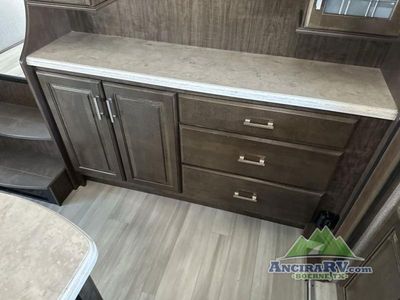 2021 Grand Design Solitude - Photo 10