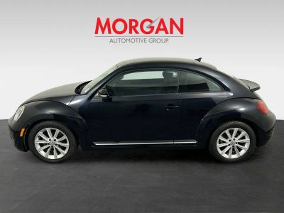 2018 Volkswagen Beetle — engine compartment view