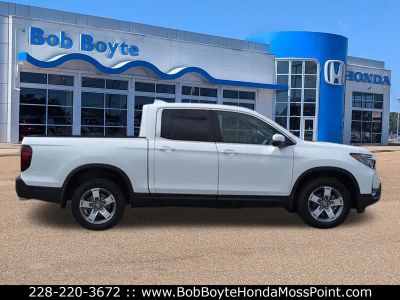 2026 Honda Ridgeline — engine compartment view