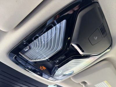 2024 BMW X7 — photo 36 view