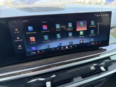 2024 BMW X7 — photo 29 view