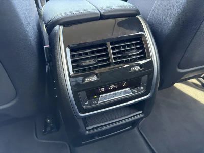 2024 BMW X7 — photo 18 view