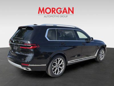 2024 BMW X7 — interior view