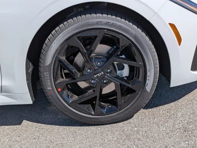 2026 Kia K5 — photo 11 view