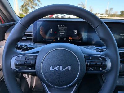 2026 Kia K5 — photo 27 view