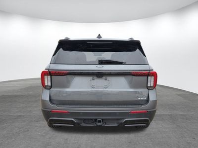 2025 Ford Explorer - Photo 5