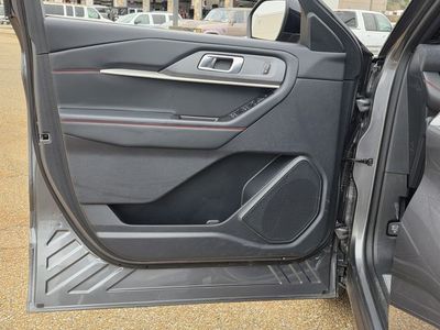 2025 Ford Explorer - Photo 15