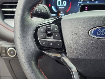 2025 Ford Explorer - Photo 25